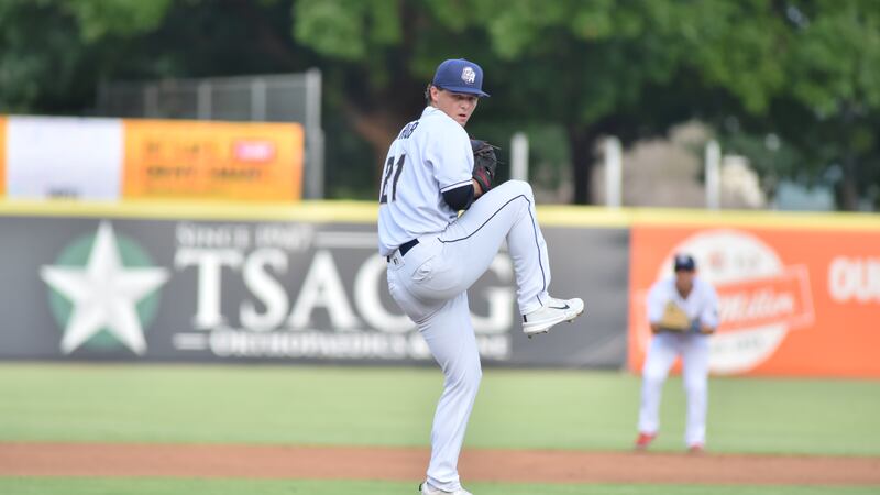 The San Antonio began a three-game homestand with the Corpus Christi Hooks Thursday night. After winning all three games earlier this week in Corpus Christi, the Missions continued their winning ways with an 8-0 victory on Thursday. Two four-run innings in the first and third provided all the run support. On the mound, Austin Krob recorded his third win of the year.