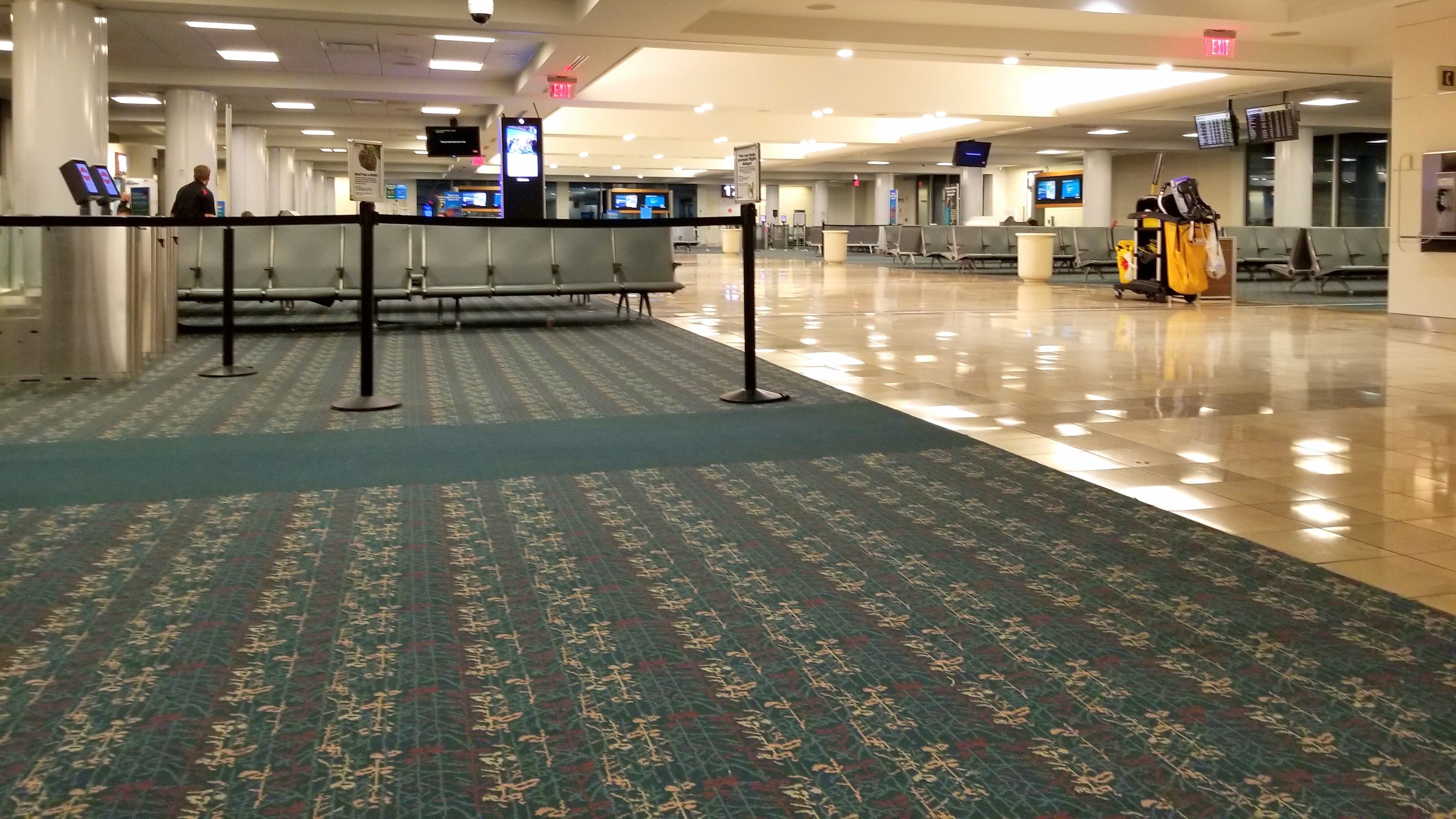 Orlando International Airport, MCO