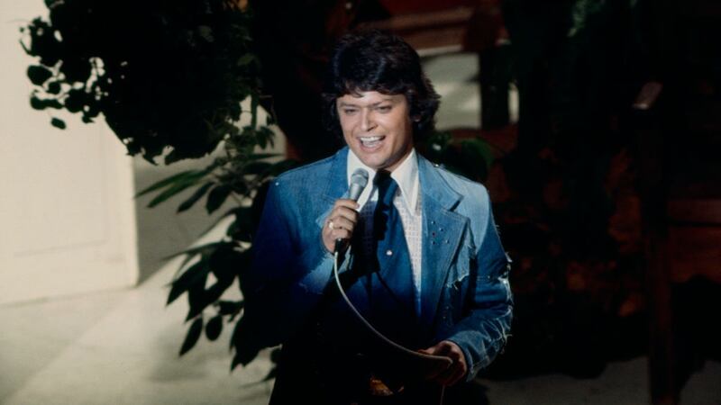 Johnny Rodriguez performing