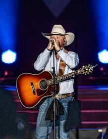 Check out these photos of Cody Johnson, Riley Green, Trace Adkins, and many more from Thursday at Country Concert '24 in Fort Loramie, Ohio