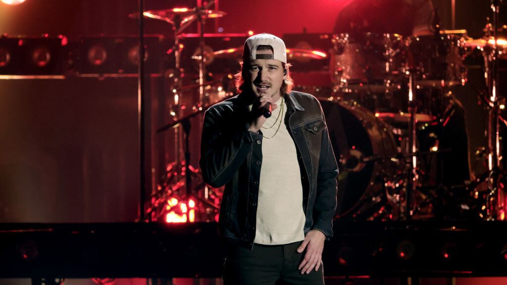 NASHVILLE, TENNESSEE - NOVEMBER 09: Morgan Wallen performs onstage at The 56th Annual CMA Awards at Bridgestone Arena on November 09, 2022 in Nashville, Tennessee. (Photo by Michael Loccisano/Getty Images)